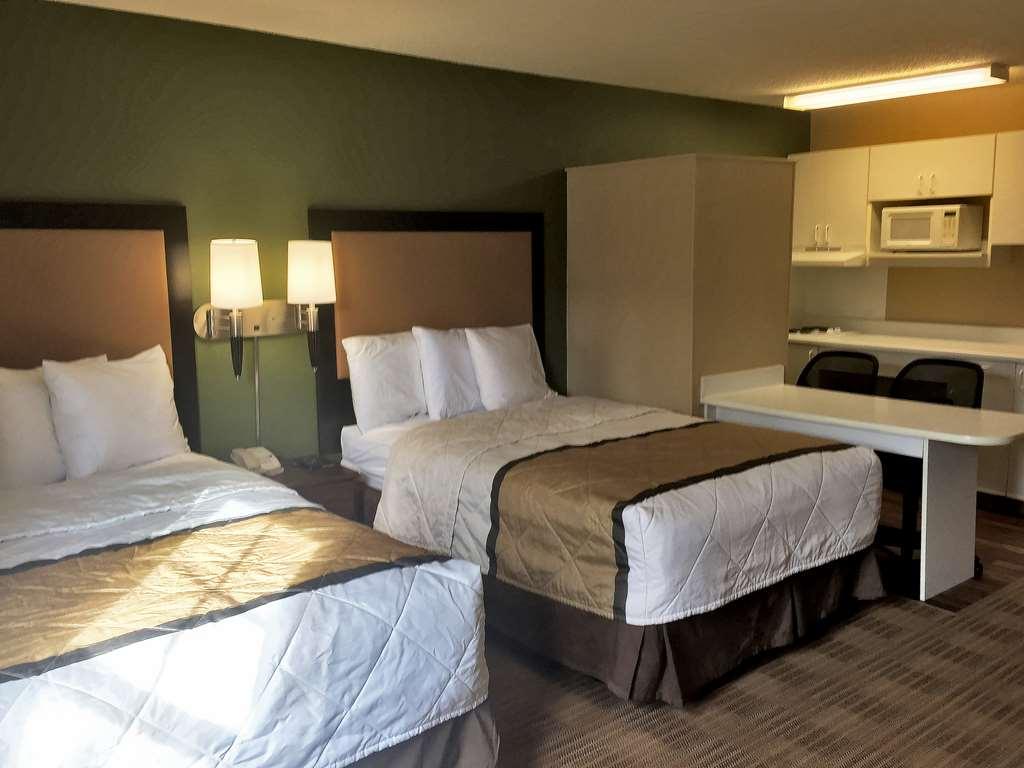 Extended Stay America Select Suites - Chicago - Hanover Park Стая снимка