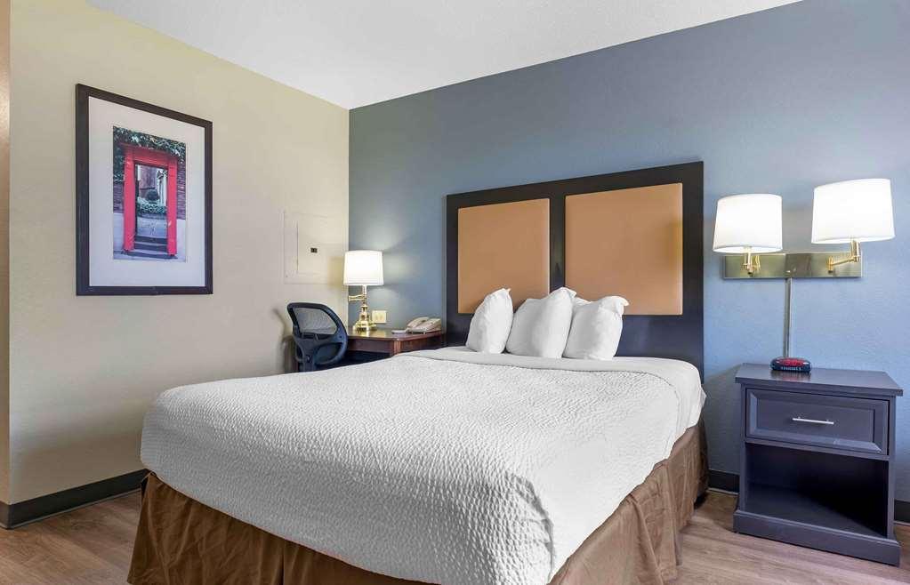 Extended Stay America Select Suites - Chicago - Hanover Park Стая снимка