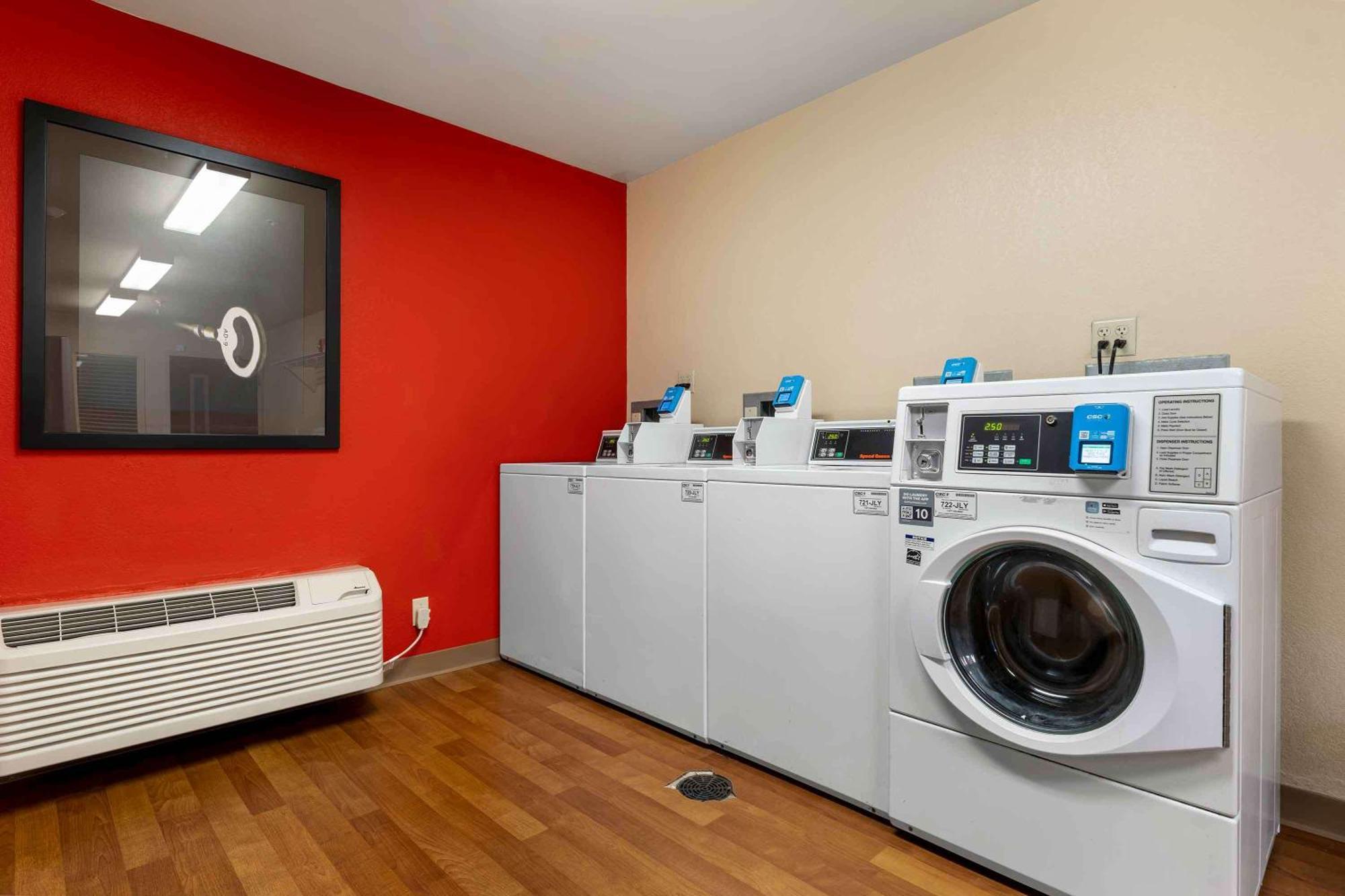 Extended Stay America Select Suites - Chicago - Hanover Park Екстериор снимка