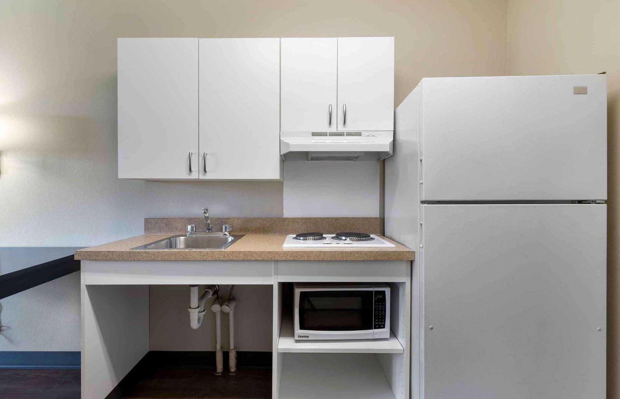 Extended Stay America Select Suites - Chicago - Hanover Park Екстериор снимка
