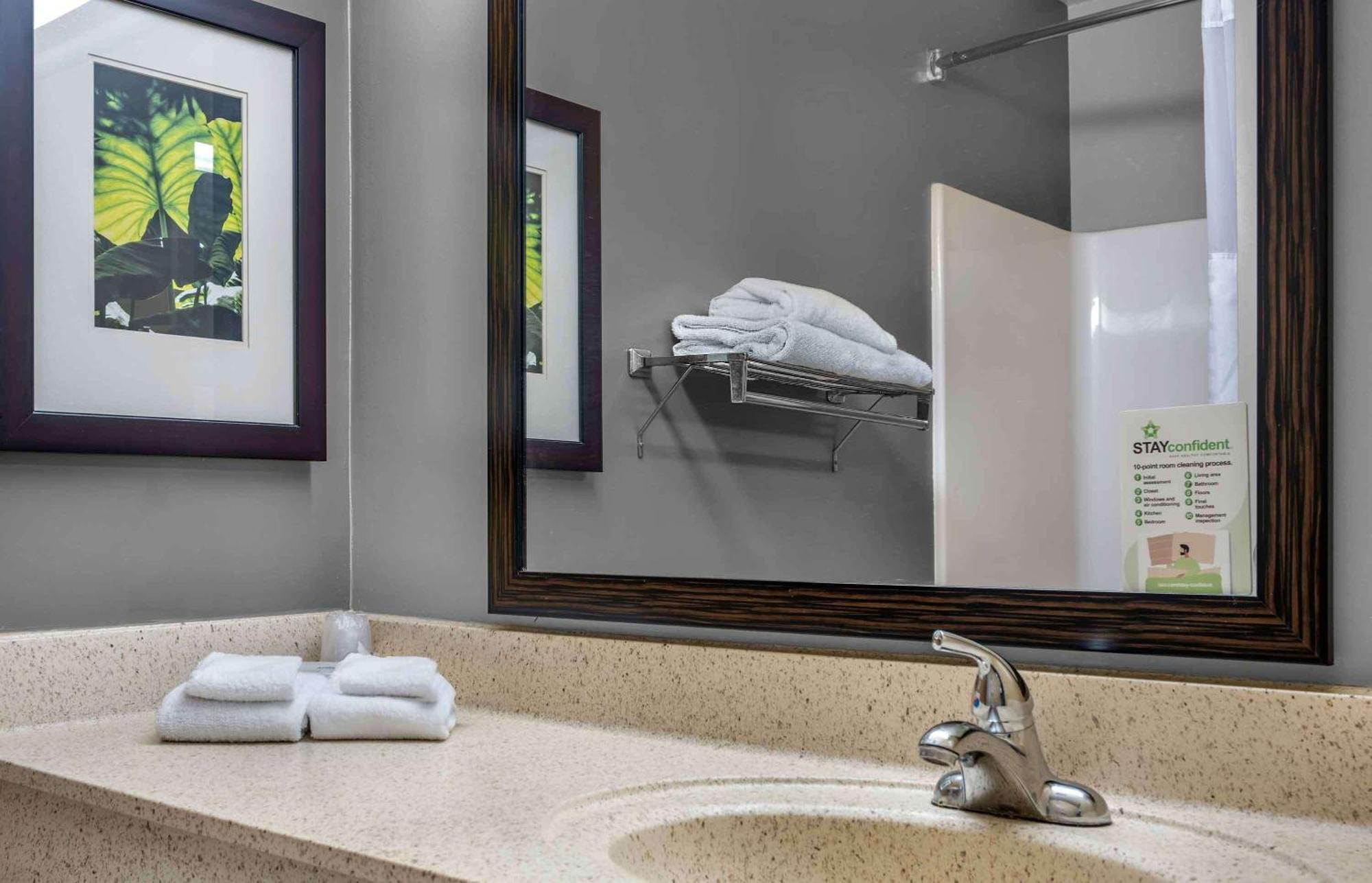 Extended Stay America Select Suites - Chicago - Hanover Park Екстериор снимка